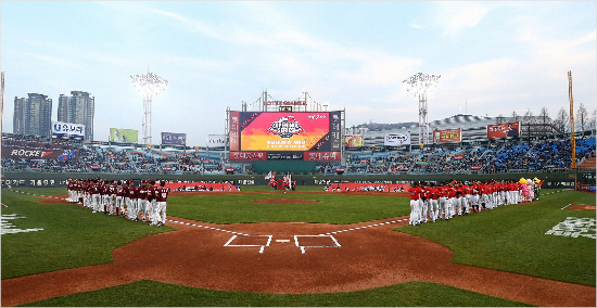 엘롯기 잘하는데 왜 KBO 관중은 줄었을까