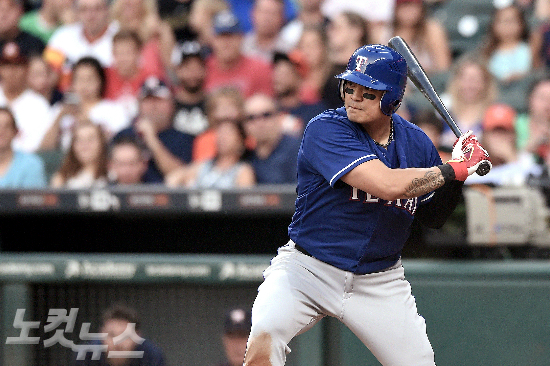 '무안타 1볼넷' 추신수, 5G 연속 출루…타율 0.224