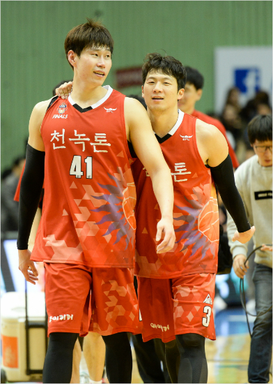 이정현이 얻은 발언권, 이관희에게도 기회가 올까