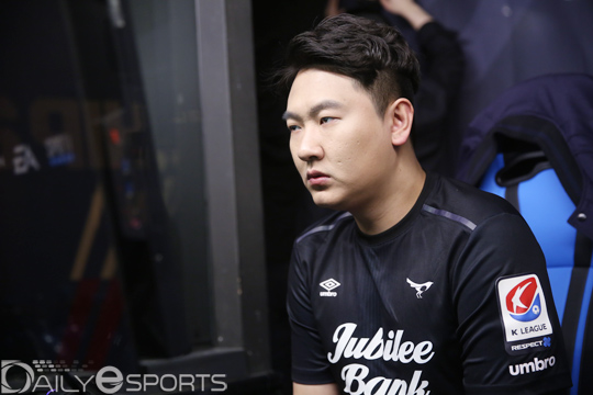 지난 시즌 챔피언 성남 FC 김정민.