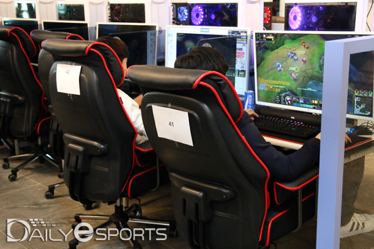 아쉽게도 끝내 실전 경기 기회를 갖지 못한 예비 참가자들.