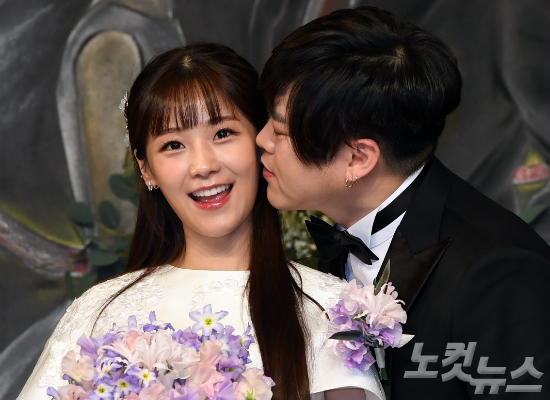 '아이돌 1호 부부' 문희준·소율, 이번주 부모 된다