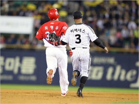 NC 제친 LG, 이제 1위 KIA가 보인다