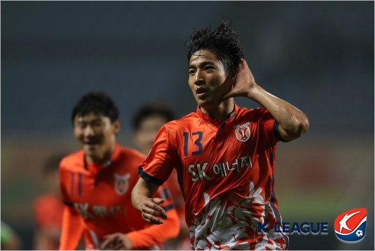 '되는 집안' 제주, 슈틸리케 감독과 손잡을까