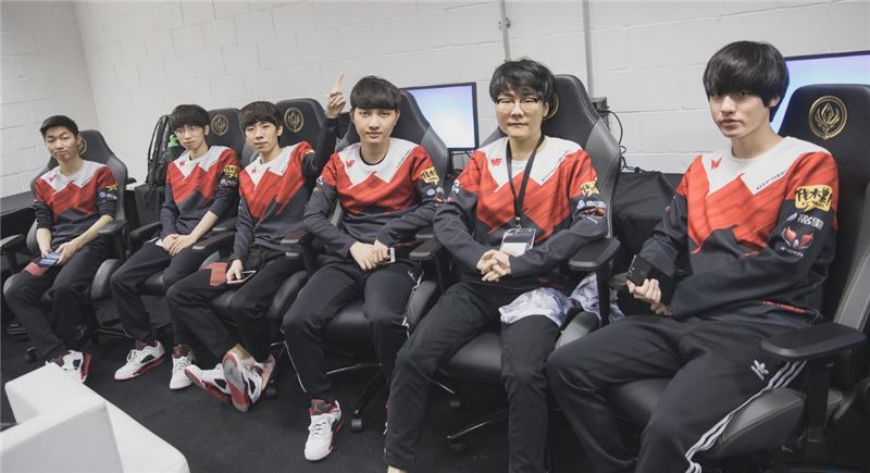 월드 엘리트 선수들(사진=라이엇게임즈 제공).