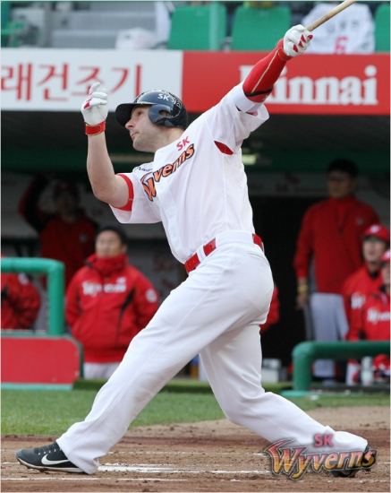 'SK 다발포 vs 최형우 100억포' 주말 빛낸 명품 홈런쇼