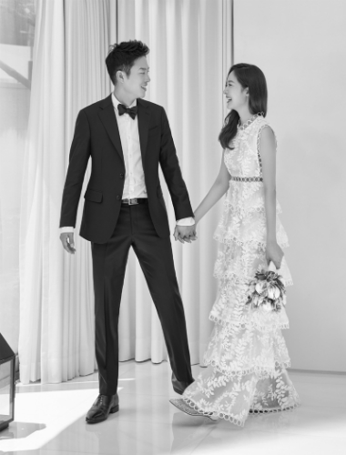 핑클 출신 성유리, 프로골퍼 안성현과 결혼