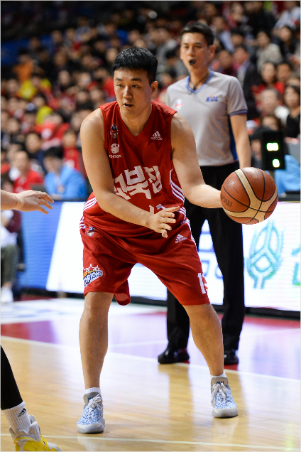 '이정현·김동욱 나온다' KBL FA 쇼미더머니 개막