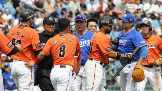 최근 판례로 본 '한화·삼성 난투극' 징계 수위는?