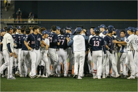 최근 판례로 본 '한화·삼성 난투극' 징계 수위는?