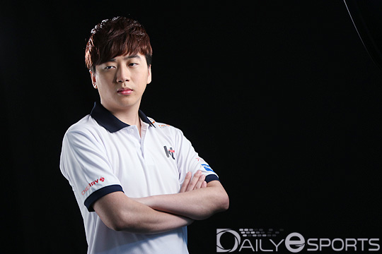 '스코어' 고동빈 "내 정글 라이벌은 '피넛' 한왕호"
