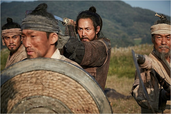 배우와 이사님 사이…이정재의 성공적 '이중생활'