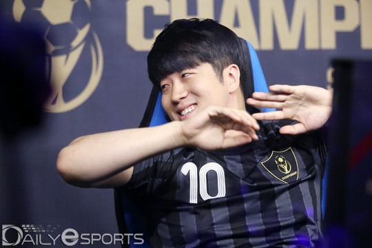 조1위로 4강 진출에 성공한 강성훈.