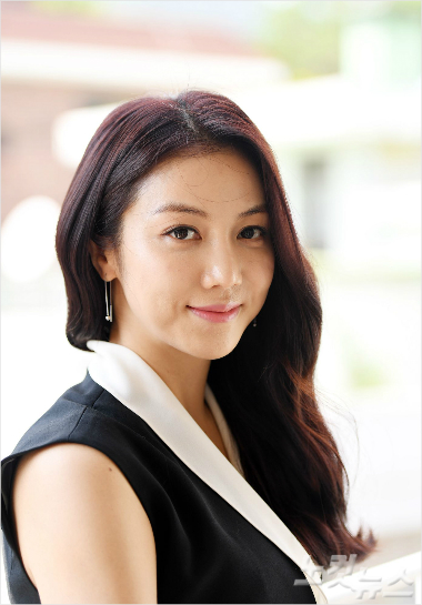 '악녀' 김옥빈이 액션 배우로 살아남은 법