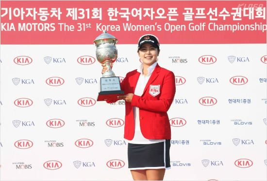 '대세' 김지현, 9년 만의 KLPGA 3주 연속 우승 도전