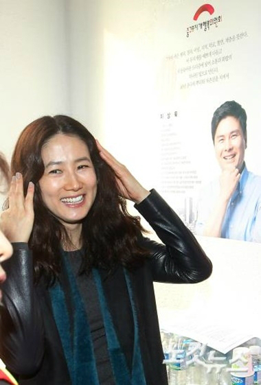 심은하 입원 중… 병원 "입원 사유는 개인정보" 함구