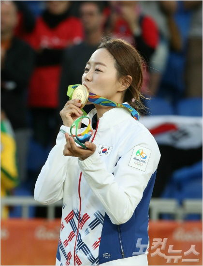 '리우 2관왕' 장혜진, 3차 양궁월드컵 개인·혼성 2관왕