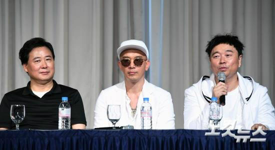 여전히 뜨거운, 데뷔 20주년 클론의 외침 "위 아" (종합)