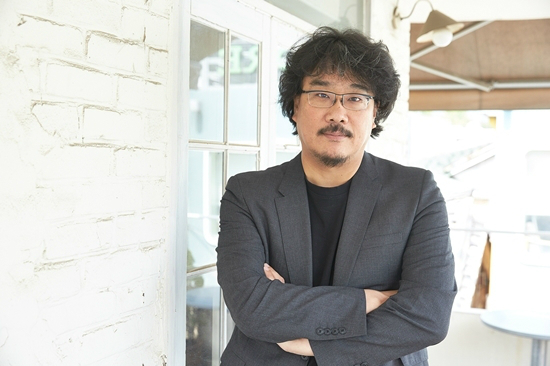 사랑스러운 '내 새끼'와 팔리는 '고기', 그 사이의 '옥자'