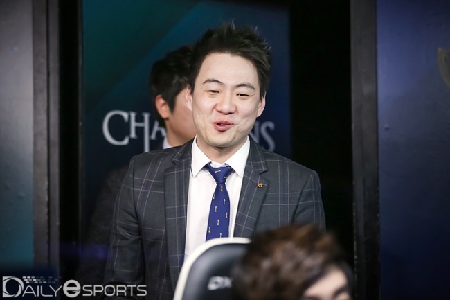 KT Rolster’s Lee Ji-hun "Coaching staff should be a bridge and an umbrella"