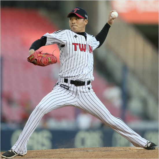 정찬헌-정성훈으로 본 '윤지웅 음주 징계' 수위는?