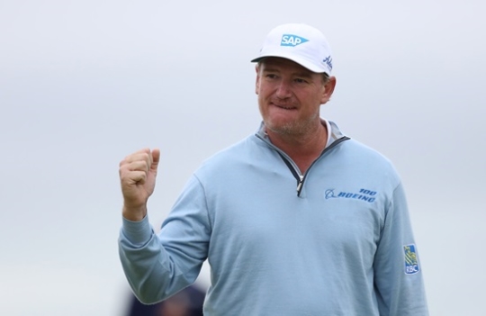 스스로에게벌타를부여해이글을반납한어니엘스.사진=AP뉴시스