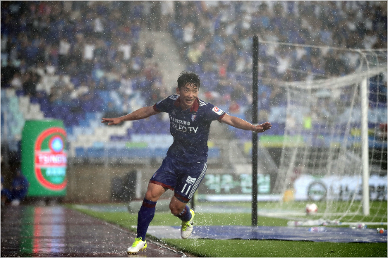 '폭우 속에서 수원 구한' 김민우, K리그 19라운드 MVP