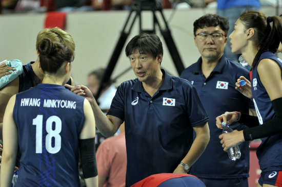 '원 팀'으로 거듭난 女배구…질주는 이제부터
