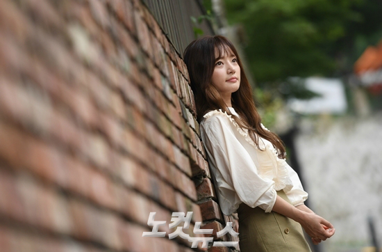 송하윤의 바람 "봐 주시는 분들께 좋은 시간 선물하고파"