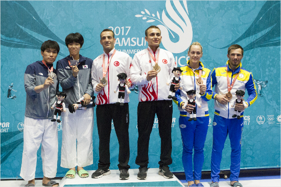 유도 한명진, 하루 만에 데플림픽 메달 2개 획득