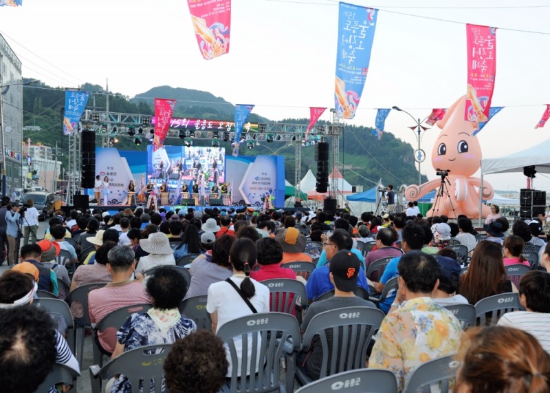 울릉도 오징어축제.(제공=해양수산부)