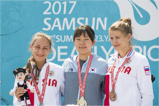 여고생 전지원, 첫 데플림픽서 ‘金’ 2개 쐈다!