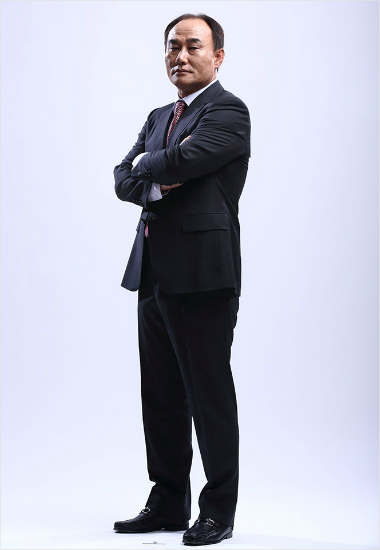 잔류 위한 광주의 소방수 '베테랑' 김학범 감독