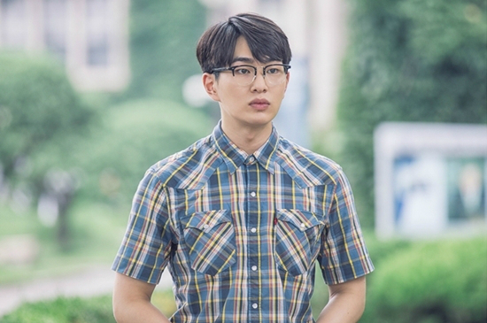 '성추행 혐의' 온유, 결국 JTBC '청춘시대2' 하차