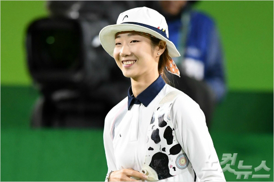 '리우 단체전 金' 최미선, 여자 양궁 세계신기록 쐈다