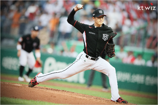 "kt 영건들아, 껍질을 깨야 날 수 있는 거란다"