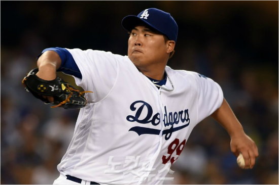 류현진, 시즌 5승 보인다 '6이닝 1실점 쾌투'