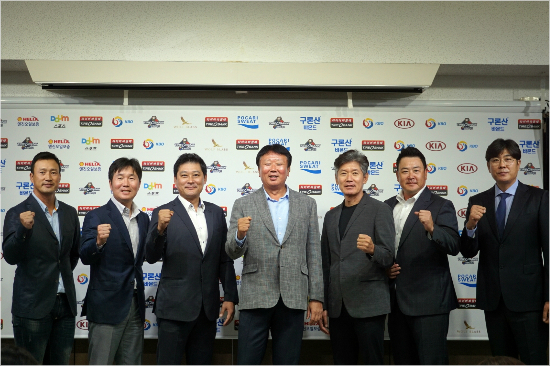 "국보급 투수? 태극마크가 안겨준 선물이죠"