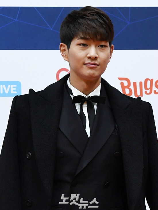 샤이니 온유, 도쿄돔 공연 불참… "반성의 시간 갖겠다"