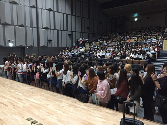오버워치 리그 서울팀, 팬미팅으로 '인기 실감'