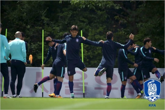 '꼭꼭 숨겼다' 베일에 쌓인 신태용호의 이란전