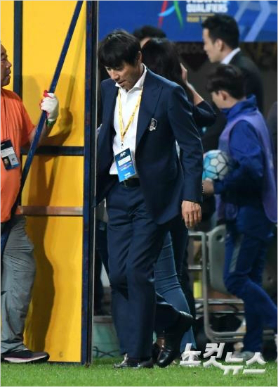 '0-0 비긴' 신태용의 아쉬움 "공격을 조금 자제했더니…"