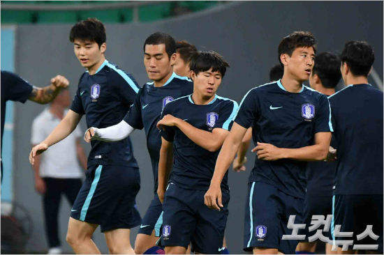 우즈벡전 필승해법, 결국 ‘허리’다