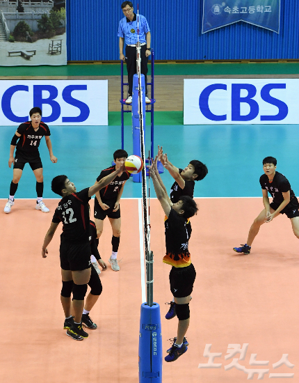 '스타 등용문' CBS배 전국 남녀 중고배구대회 화려한 개막