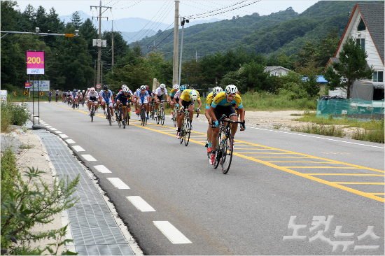투르 드 DMZ 국제청소년사이클 대회 393.3km 대장정 마쳐