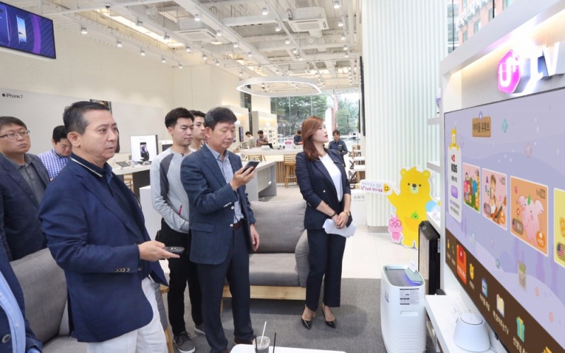 LG유플러스 고객감동 플래그십 매장 오픈
