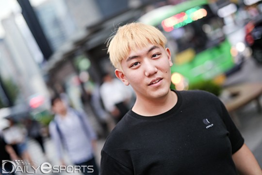 [People] Meeting 'Frozen' Tae-il Kim, Who Kept His Promise of Going to Worlds 