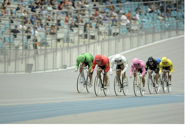 경룬 선수들의 경기모습. (사진=경륜운영본부)