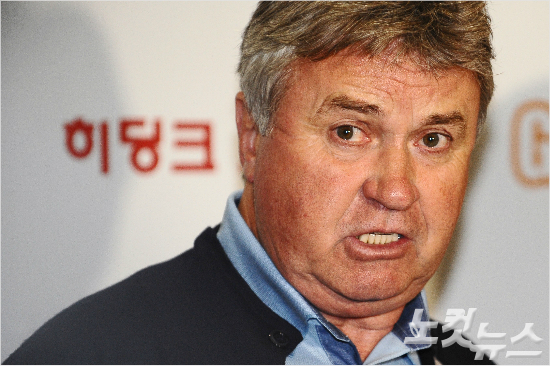 '신태용 선택' 축구협회, 히딩크와 결자해지 필요