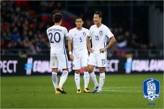 위기의 신태용호, 모로코전도 실험이다